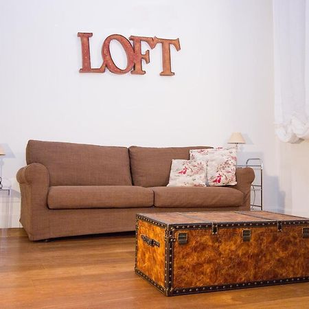 Charming Santa Croce Loft Apartment Florence Luaran gambar